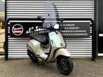 Vespa Sprint Amethyst Brom 12/2017 10535 km Full-Option