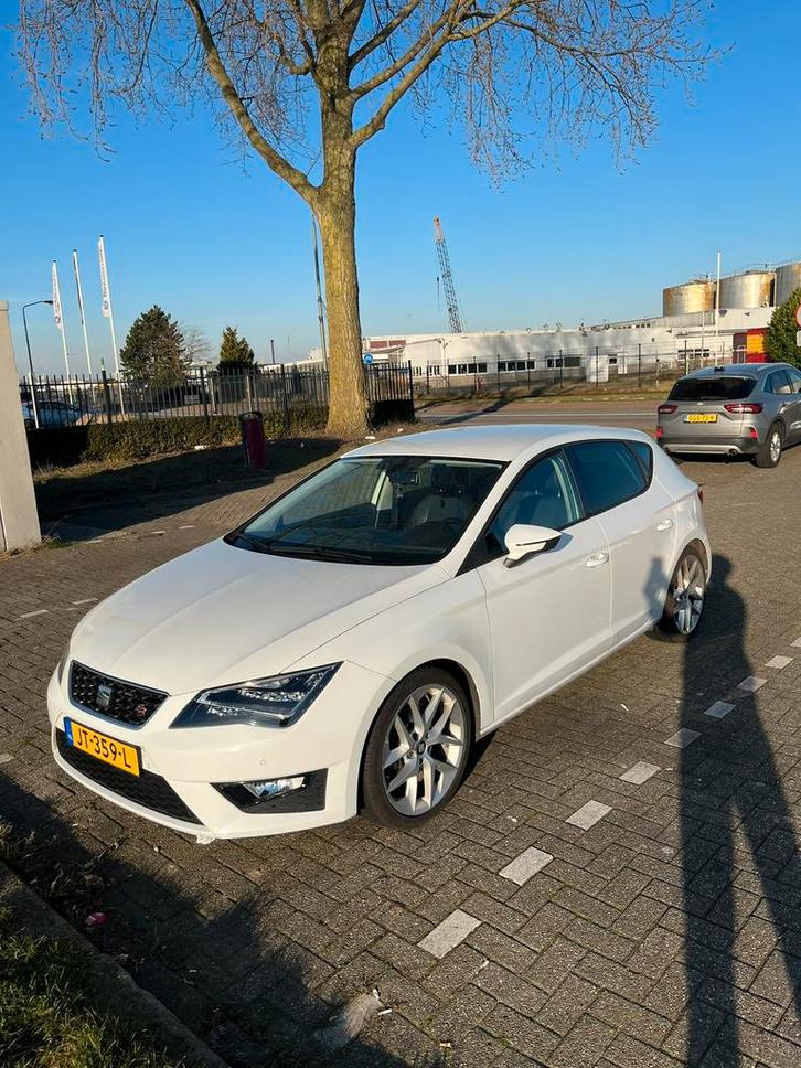 Seat Leon 1.4 TSI ACT 110KW/150PK Dsg7 2016 Wit, Auto's, Seat, Particulier, Leon, Benzine, B, Hatchback, Automaat, Origineel Nederlands