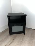 Ikea BRIMNES Nachtkastje Zwart, Huis en Inrichting, Slaapkamer | Nachtkastjes, Ophalen, Minder dan 45 cm, Zo goed als nieuw, Minder dan 55 cm