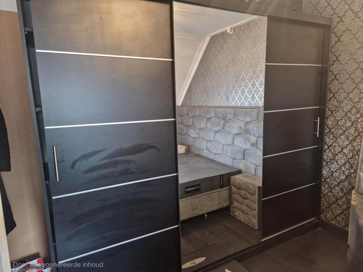 Ruime schuifdeurkast, Huis en Inrichting, Kasten | Kledingkasten, Gebruikt, 200 cm of meer, 150 tot 200 cm, 50 tot 75 cm, Met lade(s)