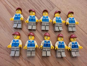 Partij N715=10x Nieuwe Lego poppetjes beschikbaar voor biedingen