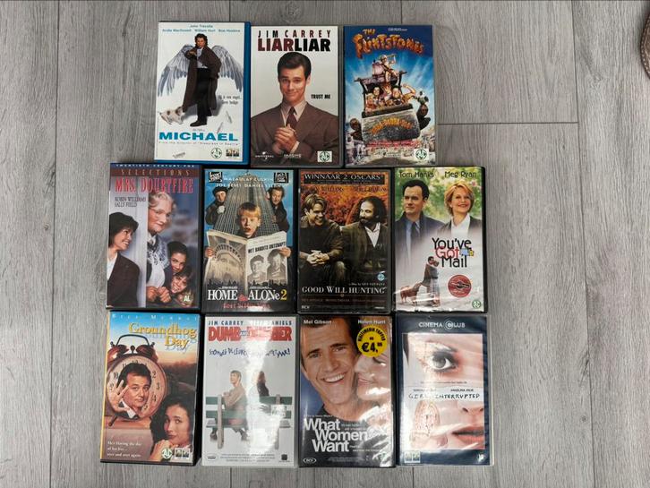Comedy & Feelgood VHS set – 11 stuks, Cd's en Dvd's, VHS | Film, Gebruikt, Komedie, Ophalen of Verzenden