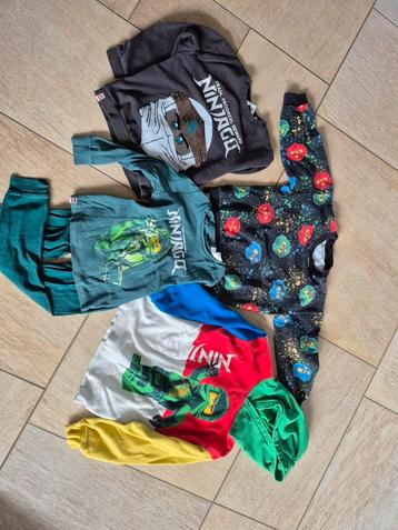 Top set truien en pyjama voor Ninjago fan beschikbaar voor biedingen
