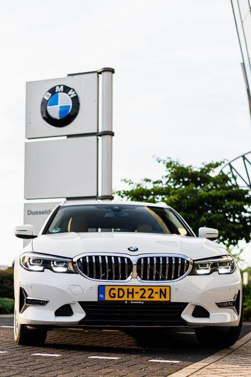BMW 3-Serie 330i Touring | Luxury Line Xdrive Aut 258PK, Auto's, BMW, Particulier, 3-Serie, 4x4, ABS, Achteruitrijcamera, Adaptieve lichten