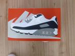 nike air max 90 maat 40 wit grijs nieuw in doos origineel, Nieuw, Ophalen of Verzenden, Wit, Sneakers of Gympen