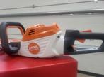 STIHL HSA 140 R heggenschaar, Tuin en Terras, Ophalen of Verzenden, Zo goed als nieuw, Accu, Stihl