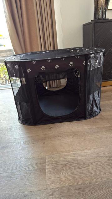 Kattenkraamkamer | bench | kattenmand | katten hondenkooi beschikbaar voor biedingen