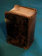 Oude bijbel uit 1874, met Psalmen en Gezangen, Antiek en Kunst, Antiek | Boeken en Bijbels, Ophalen of Verzenden