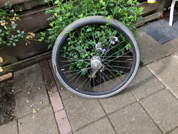 te koop:Achterwiel 28 inch 3 NEXUS versnellingen rollerbrake beschikbaar voor biedingen
