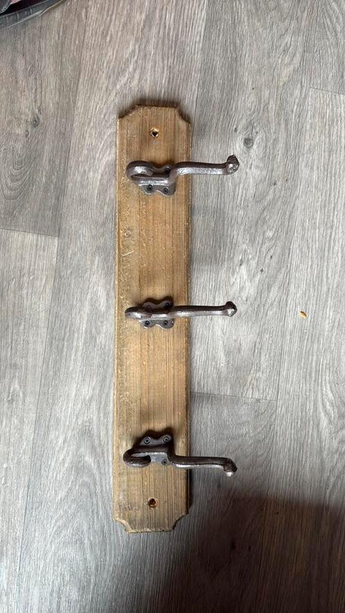 Kapstok 3 haken, Huis en Inrichting, Woonaccessoires | Kapstokken, Zo goed als nieuw, Wandkapstok, Minder dan 100 cm, Hout, Ophalen of Verzenden