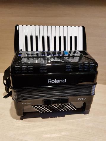 Roland FR-1X BK occasion 36 maanden garantie + software FR1X beschikbaar voor biedingen