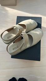 Beige Ecco sandalen mt 41, Kleding | Dames, Schoenen, Ophalen of Verzenden, Zo goed als nieuw, Beige, Sandalen of Muiltjes