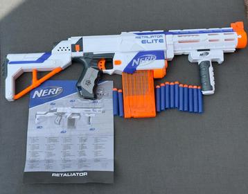 Nerf Elite Retaliator met veel pijltjes beschikbaar voor biedingen