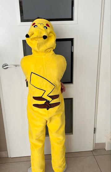 Pikachu Onesie Maat 110 - Zo Goed Als Nieuw! beschikbaar voor biedingen