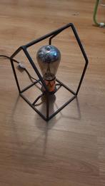 Leuk tafellampje (huisje), Ophalen of Verzenden, Zo goed als nieuw, Minder dan 50 cm