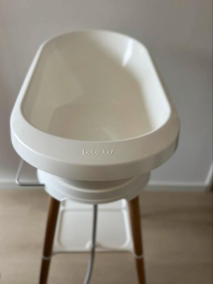 Bébé-jou Sense Bad + Standaard Wit, Kinderen en Baby's, Badjes en Verzorging, Zo goed als nieuw, Badje, Bébé-jou, Standaard, Ophalen