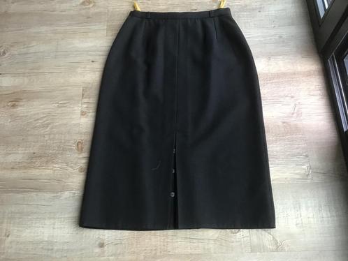 Zwarte Rok maat 40 . Canda, Kleding | Dames, Rokken, Zo goed als nieuw, Maat 38/40 (M), Zwart, Onder de knie, Ophalen of Verzenden