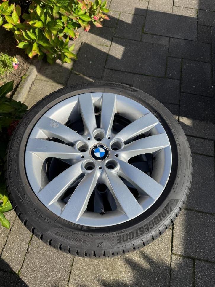 17 inch BMW velgen met goede all-seasons, Auto-onderdelen, Banden en Velgen, Band(en), Zomerbanden, 17 inch, 225 mm, Personenwagen