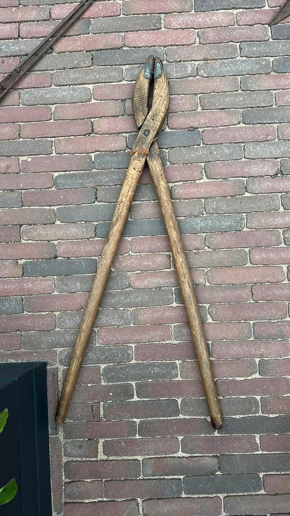 Disteltrekker van hout - Antiek - kleine beschadiging, Antiek en Kunst, Antiek | Gereedschap en Instrumenten, Ophalen