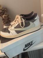 Travis Scott AJ1 Low Reverse Mocha 42,5 Replica, Kleding | Heren, Schoenen, Ophalen of Verzenden, Gedragen, Bruin, Sneakers of Gympen