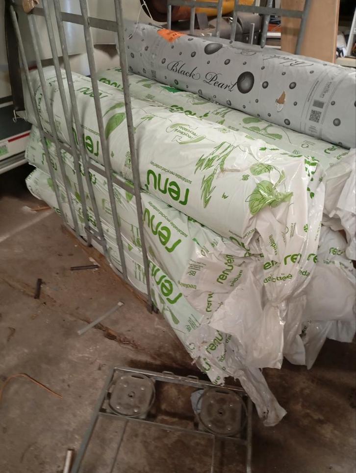 Renu Tapijt Ondervloer - 6 Rollen (ca. 84m2), Doe-het-zelf en Verbouw, Isolatie en Afdichting, Nieuw, Vloerisolatie, Overige materialen