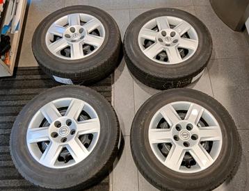 Set Nissan Qashqai Vredestein wielen winterband 215/65/R16