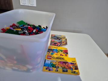 Heel veel steentjes e.d. & 2 LEGO Classic en 2 Creator sets beschikbaar voor biedingen