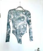 Nieuwe top print Bershka, Kleding | Dames, Nieuw, Lange mouw, Maat 36 (S), Groen