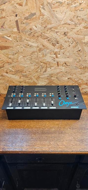 Dateq Onyx 6-kanaals clubmixer 2 zones, talkover, rackmount beschikbaar voor biedingen