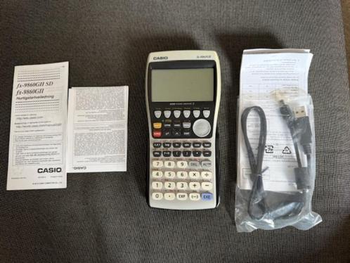 Casio fx-9860GII grafische rekenmachine izgst, Diversen, Rekenmachines, Zo goed als nieuw, Grafische rekenmachine, Ophalen of Verzenden