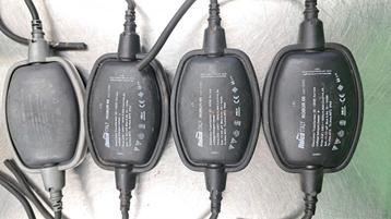 Trafo's 220 naar 12 volt beschikbaar voor biedingen