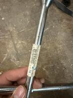 Wielmoersleutel kruissleutel, Ophalen, Gebruikt