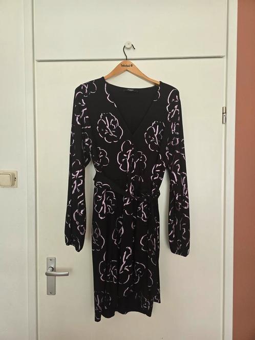 Juffrouw Jansen jurk mt XXL, Kleding | Dames, Jurken, Zo goed als nieuw, Maat 46/48 (XL) of groter, Zwart, Onder de knie, Ophalen of Verzenden
