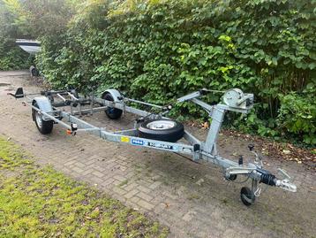 Pega 1350/520 boottrailer bj 2004. beschikbaar voor biedingen