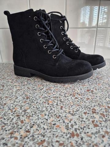 Nieuw Suede Boots Maat 37 beschikbaar voor biedingen