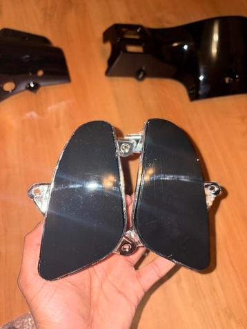 Nieuwe knipperlichten BTC Riva - Smoke Zwart beschikbaar voor biedingen