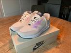 Nike Air Max 1 La Ville Lumiere 43, Nieuw, Ophalen of Verzenden, Sneakers of Gympen, Nike