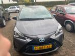 Toyota Yaris 1.5 Hybrid automaat 100pk CVT 2020 Grijs, Auto's, 4 cilinders, 100 pk, Origineel Nederlands, Overige kleuren