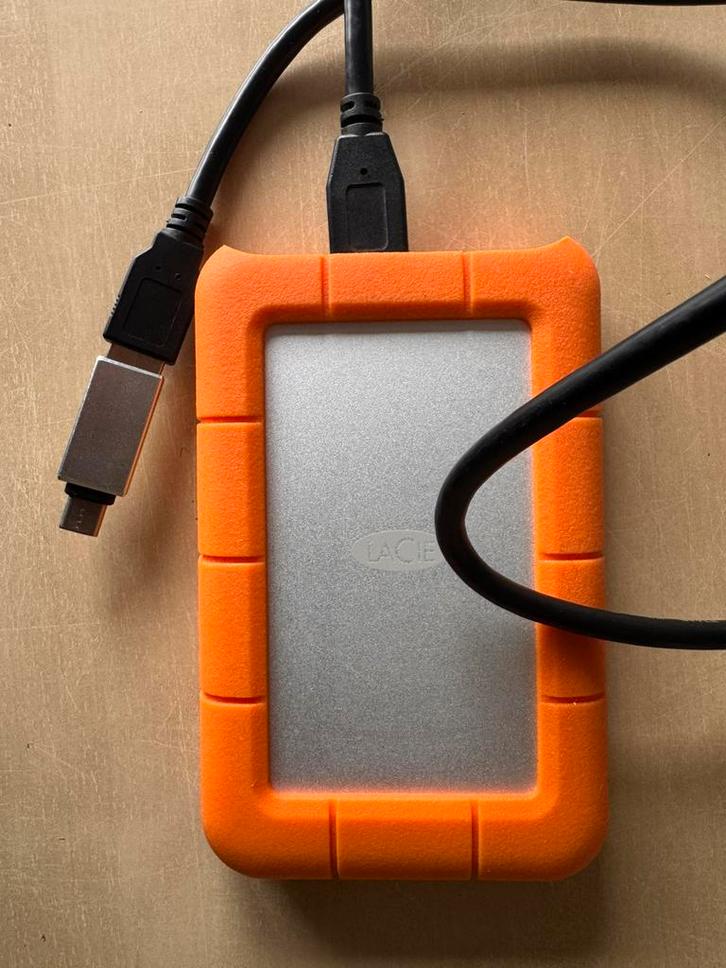 Lacie Rugged 1 TB usb 3 met adapter, Computers en Software, Harde schijven, Zo goed als nieuw, Laptop, Extern, HDD, USB, Ophalen of Verzenden