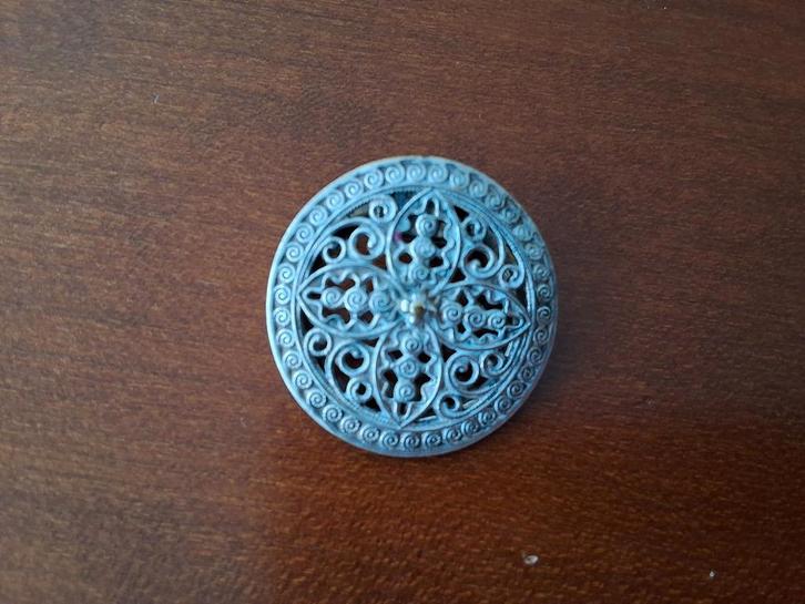 Vintage Sjaalclip Broche Zilverkleurig Bloemmotief, Sieraden, Tassen en Uiterlijk, Broches, Gebruikt, Zilver, Zilver, Minder dan 4 cm