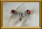 Mooie zilveren filigrain broche met koraal, Ophalen of Verzenden, Zilver, Broche