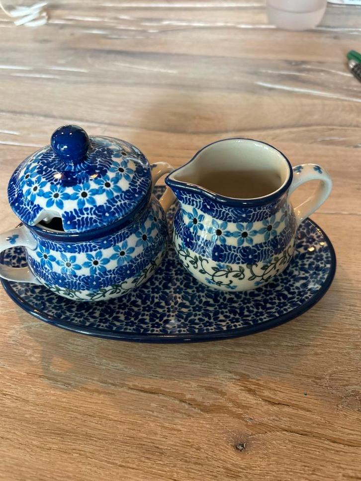 Pools Aardewerk Roomstel Blauw Bloemmotief, Antiek en Kunst, Antiek | Keukenbenodigdheden, Ophalen