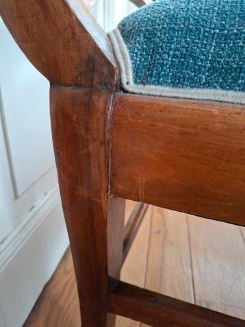 Vintage houten daybed / chaise longue met nieuwe bekleding beschikbaar voor biedingen