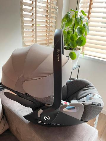 Cybex Cloud Z+ autostoel – als nieuw! beschikbaar voor biedingen