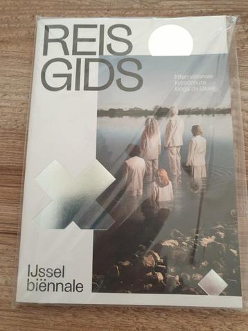 Gloednieuwe reisgids; Kunstroute IJssel. Slechts €3,50. beschikbaar voor biedingen