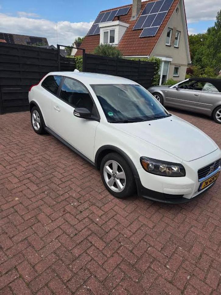 VOLVO C30 1.6 2008 Wit. APK tot augustus 2026., Auto's, Volvo, Particulier, C30, ABS, Airbags, Airconditioning, Centrale vergrendeling