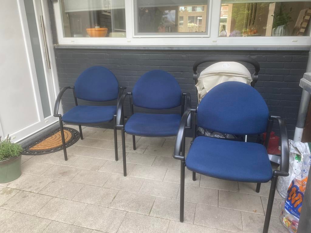 3 senioren stoelen vergaderstoelen eetkamer stoel, Huis en Inrichting, Stoelen, Ophalen of Verzenden, Zo goed als nieuw, Bruin