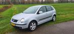 Volkswagen 2003 Grijs (APK tot 13 juli 2026), Auto's, Voorwielaandrijving, Stof, 74 pk, Zwart