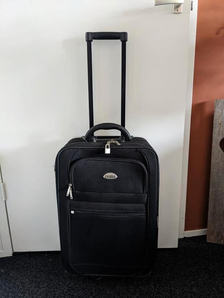 Zwarte reiskoffer/handbagage 52x34x19 cm, Sieraden, Tassen en Uiterlijk, Koffers, Zo goed als nieuw, Overige materialen, 50 tot 60 cm