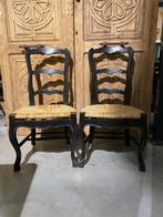 Antieke houten eetkamer stoel met rieten zitting., Riet of Rotan, Ophalen of Verzenden, Bruin